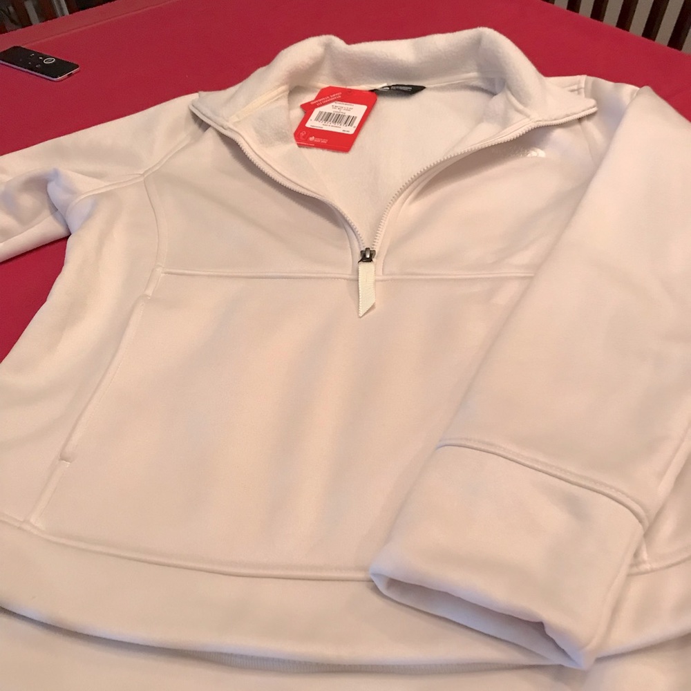 Women’s Zip pullover